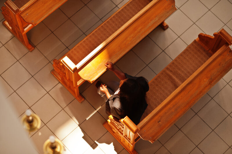 What Are the Key Benefits of Hiring Experts for Church Cleaning